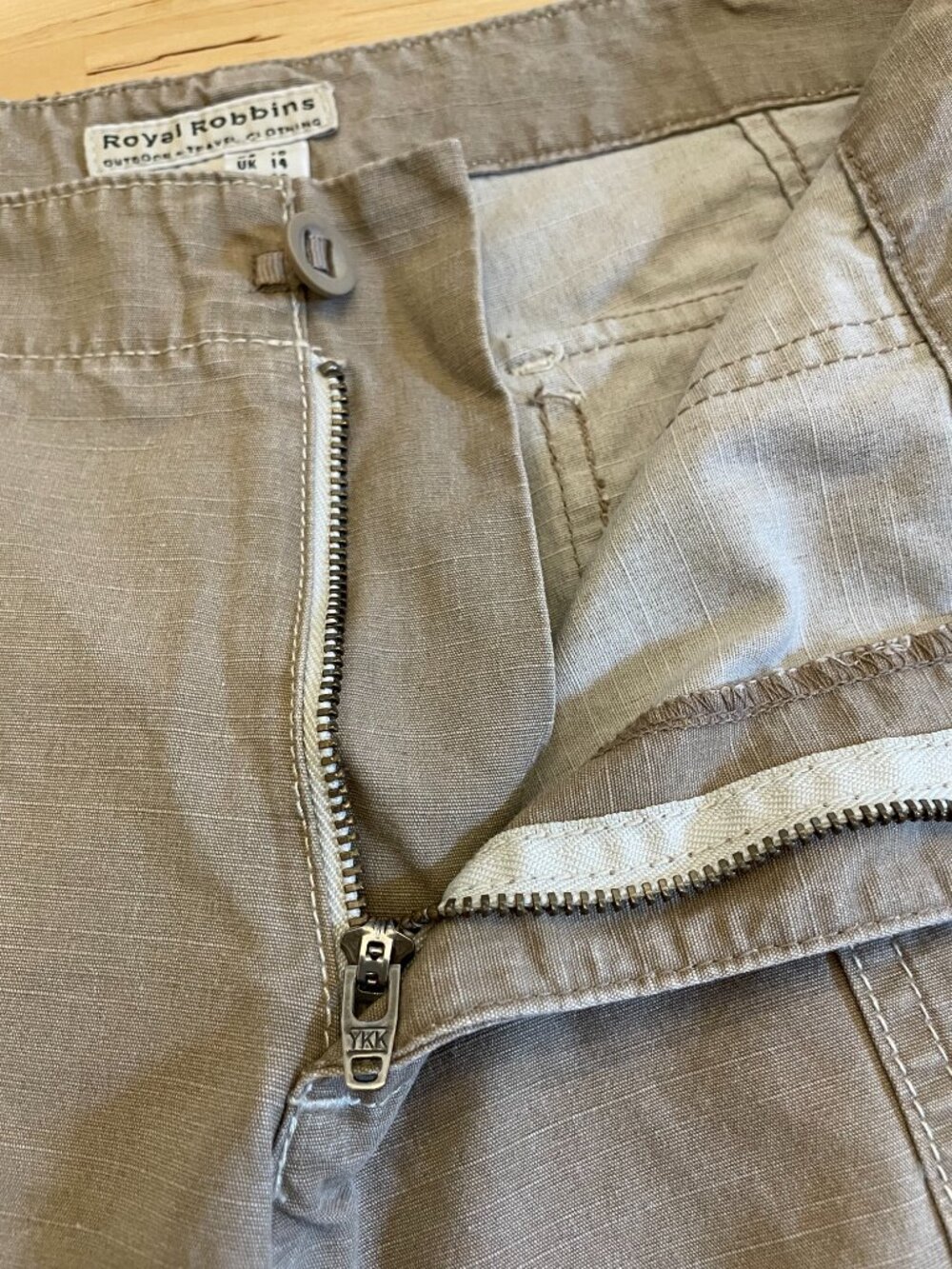Royal Robbins Travel Adventure Pants Cotton sz10 Gorpcore Granola Cargos Outdoor - Picture 15 of 15